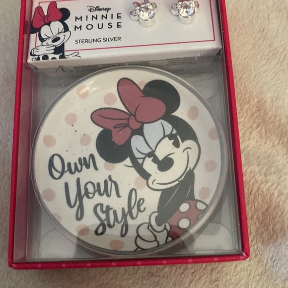 Minnie Mouse Sterling Silver earrings with trinket dish - Picture 4 of 4